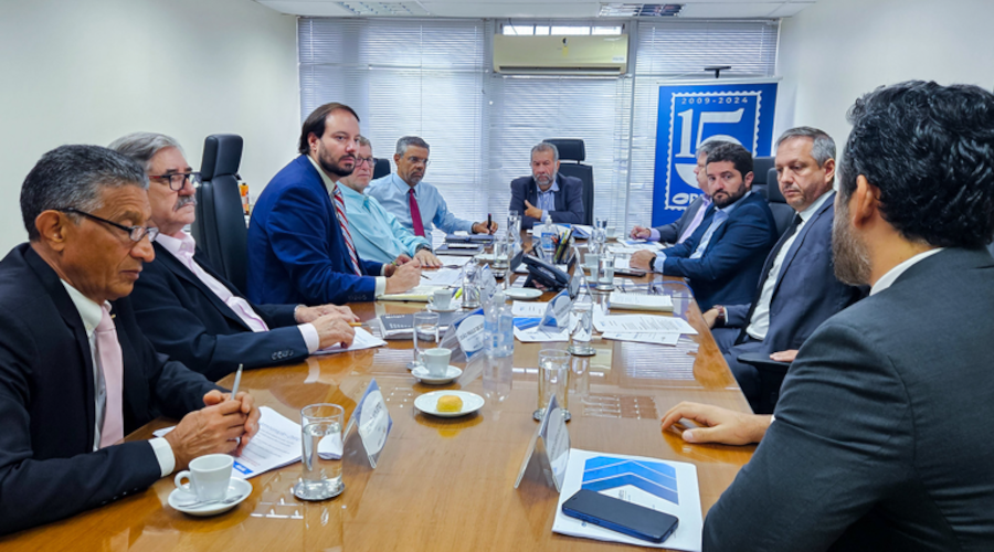 Ministro da Previdência recebe as prioridades da Previc